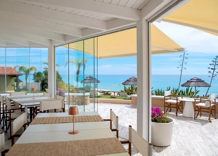 Escargot Luxury In 5* Costa Rei