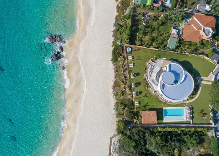 Escargot Luxury In Hotel Costa Rei