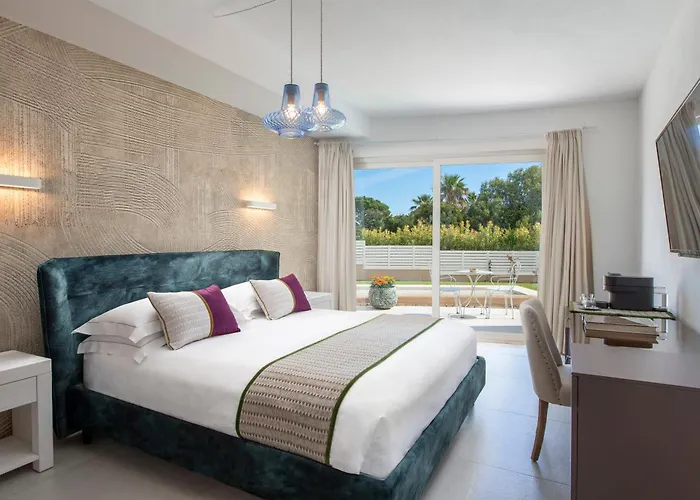 Escargot Luxury In Hotel Costa Rei